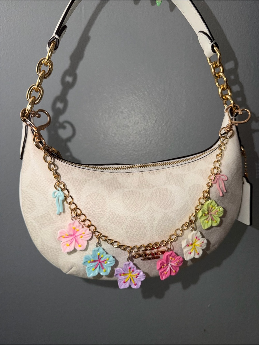 Flower Bag Charm - Picture 5 of 5